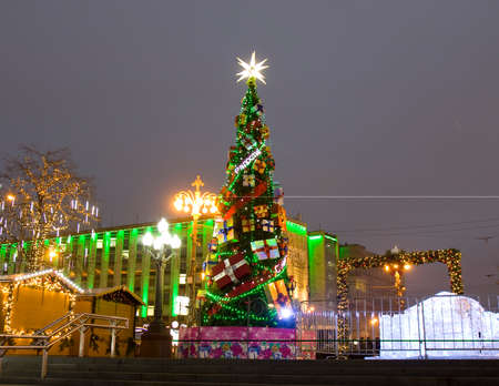 MOSCOW - DECEMBER 30, 2013: Christmas tree on Pushkinskaya square.のeditorial素材