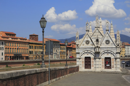 Pisa, Italy. City view in the river Arnoのeditorial素材