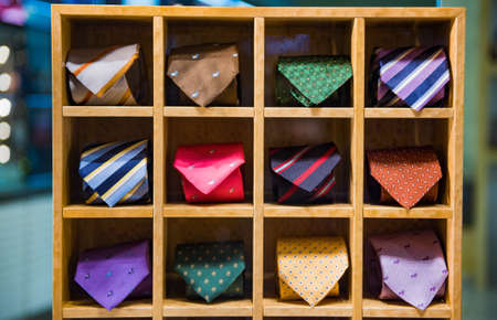 Men ties