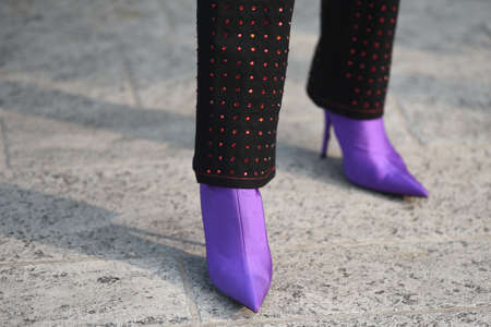 September 20, 2018: Milan, Italy -  Street style outfit during Milan Fashion Week - MFWSS19のeditorial素材