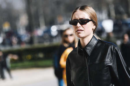 Paris, France - February 27, 2019: Street style outfit -  Fashionable person after a fashion show during Paris Fashion Week - PFWFW19のeditorial素材