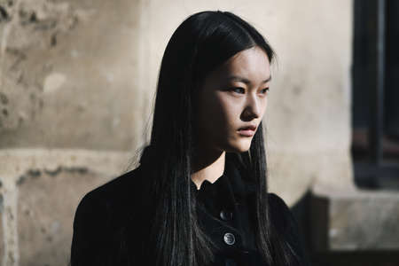 Paris, France - February 27, 2019: Street style outfit -  Model after a fashion show during Paris Fashion Week - PFWFW19のeditorial素材