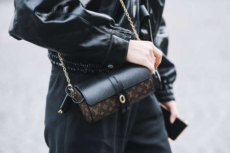 Paris, France - March 05, 2019: Street style appearance during Paris Fashion Week - PFWFW19のeditorial素材