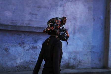 Milan, Italy - February 21, 2019: Street style â Look before a fashion show during Milan Fashion Week - MFWFW19のeditorial素材