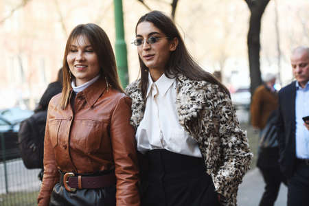 Milan, Italy - February 21, 2019: Street style â Look before a fashion show during Milan Fashion Week - MFWFW19のeditorial素材
