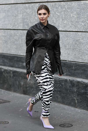 Milan, Italy - February 22, 2020: Street style appearance during Milan Fashion Week - streetstylefw20のeditorial素材