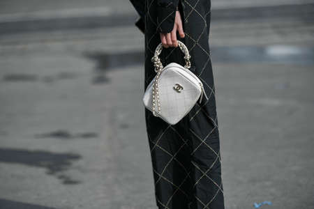 Paris, France â March 3, 2020: White leather patterned Chanel chain bag - streetstylefw20のeditorial素材
