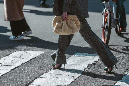 fashion, streetstyle, street style, modern, model, wear, female, handbag, trendy, casual, fashionable, design, clothing, shoes, editorial, look, outfit, stylish, people, luxury, lifestyle, elegant, trend,のeditorial素材