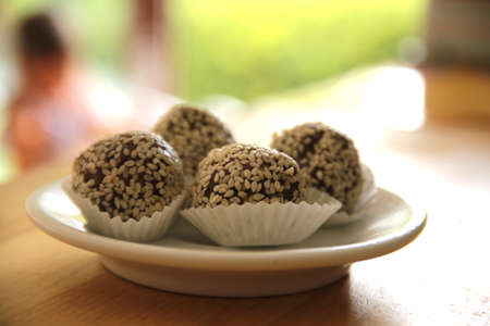 vegan cakes in the pattiserie