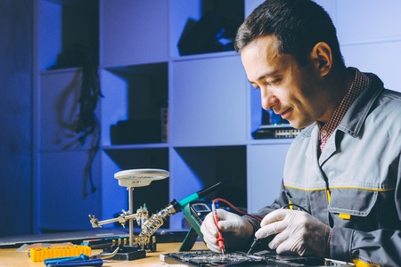 service repair electronics