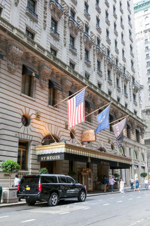 new york city, 12 september 2015: black suv in front of st regis hotel in manhattan new york cityのeditorial素材