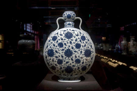 Chinese porcelain goodsのeditorial素材