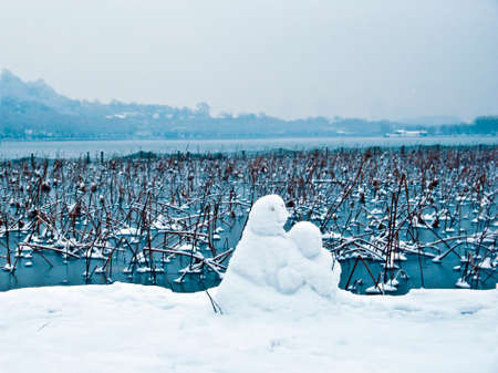Snowman in Hangzhou West Lakeの写真素材