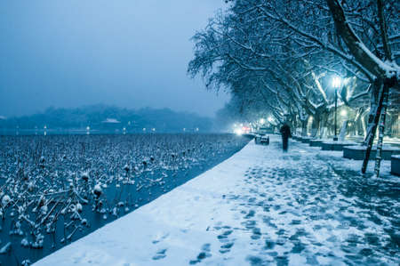 Hangzhou West Lake in Snowの写真素材