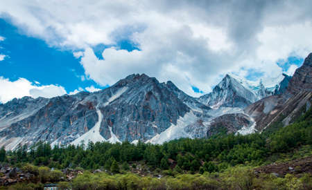Glacier Inagi Aden nature reserve, Sichuan, Chinaの写真素材