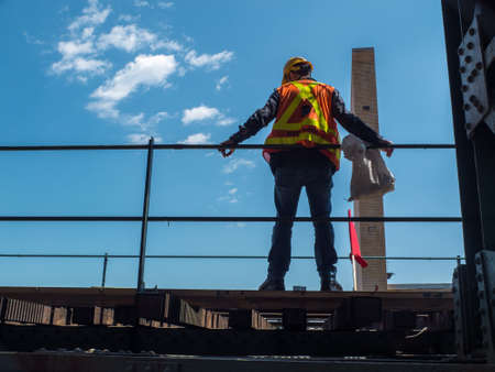 construction worker of MTA