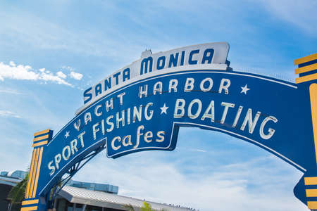 gate of santa monica pierのeditorial素材