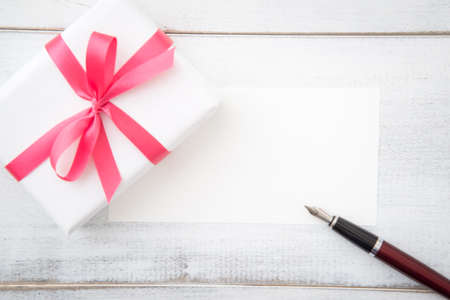 gift box with messageの写真素材