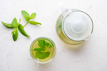 green hot mint tea in glass cupの写真素材