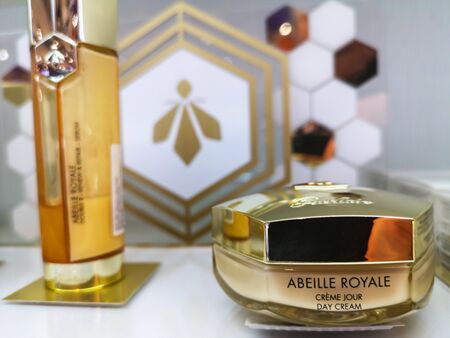 Matting day cream Guerlain Abeille Royale in the perfume and cosmetics store on February 10, 2020 in Russia, Tatarstan, Kazan, Pushkin Street 2.のeditorial素材