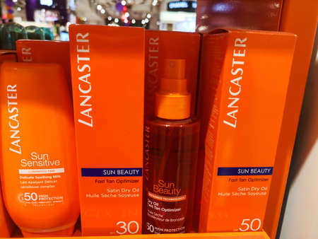Gentle Cream Shining tan for the face of lancaster sun beauty in the perfume and cosmetics store on...