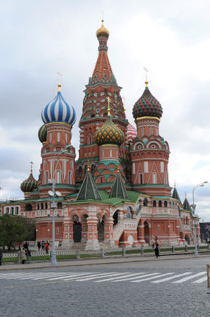 St. Basil's Cathedral is located in Red Square. It was built between 1555-1561 by Ivan the Terrible. Moscow, Russia.のeditorial素材