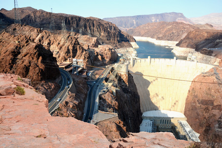 Hoover Dam aerial view from  a rock cliffのeditorial素材