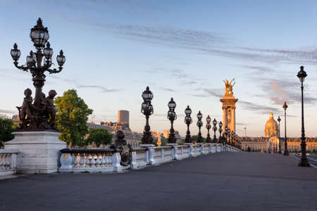 Empty Alexander III bridge in Paris in the early morning, Franceの写真素材