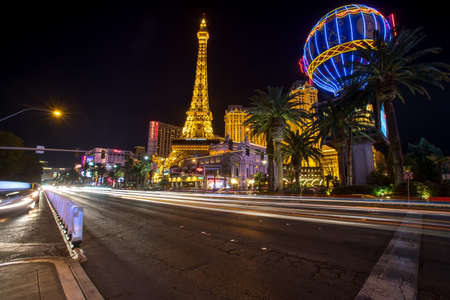 LAS VEGAS - JAN 03, 2018: Paris Las Vegas hotel and Casino sign in the shape of the Montgolfier balloon with the theme of Paris in France.のeditorial素材
