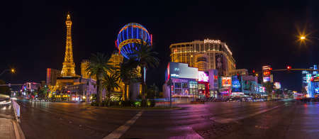 LAS VEGAS - JAN 03, 2018: Paris Las Vegas hotel and Casino sign in the shape of the Montgolfier balloon with the theme of Paris in France.のeditorial素材