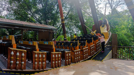 Subang Jaya, Malaysia - November 28, 2019: Pirateâs Revenge, Malaysiaâs first 360-degree rotating pirate ship at Sunway Lagoon theme park. Large ship in the shape of a galleon, spinning aroundのeditorial素材