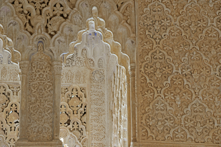 GRANADA, SPAIN - MAY 6, 2017: Arches and columns of Court of the Lions at Alhambraのeditorial素材