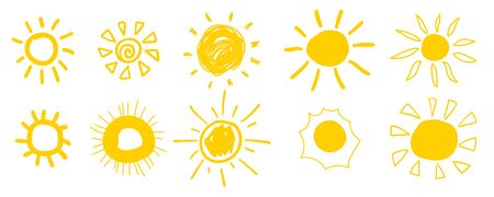 Doodle sun icons. Hot weather suns collection isolated on white.  Summer doodles with sunlight,...