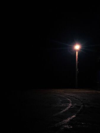darkのeditorial素材