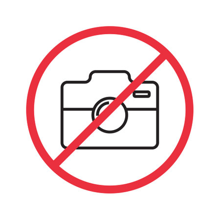 Prohibition No Photo Sign, No Photographing Prohibition Sign Symbol, No Video, No photography Icon, Do Not Take Photo Sign, Camera Icon With Red Circle, Prohibited Logo Pictogram, Vector Illustrationのイラスト素材