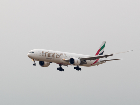 BANGKOK, THAILAND -18 FEB 2016 - Emirates Boeing 777 take off. Emirates is one of two flag carriers of the United Arab Emirates along with Etihad Airways and is based in Dubai.のeditorial素材