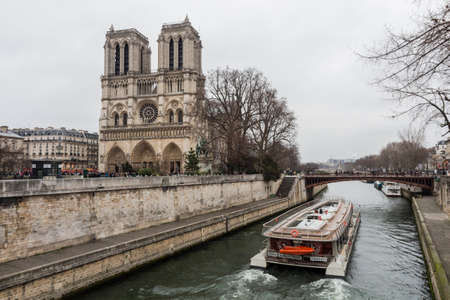 Notre Dame de Parisのeditorial素材