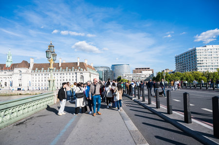 Crowds of people walking on Westmister Bridgeのeditorial素材