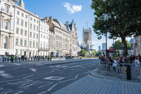 Queue of people who came to pay respects to the Queen Elizabeth II