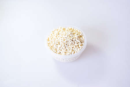 Corn-Tofu sand for pets or Pets sand made of tofu isolated の写真素材