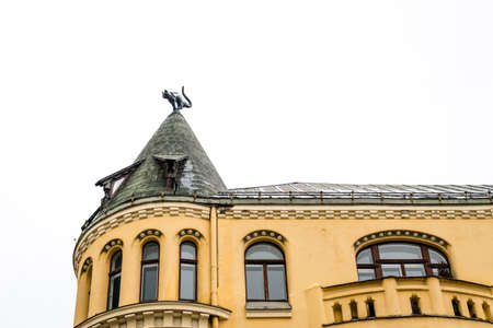 Riga, Latvia - February 20, 2016: Black cat house in Livu laukums square in Riga, Latviaのeditorial素材