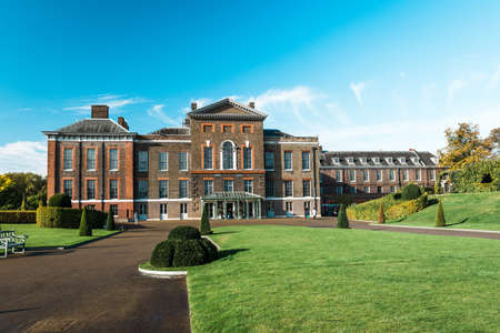 London, United Kingdom - October 17, 2016: People are visiting outside of Kensington Palace in London, England.のeditorial素材
