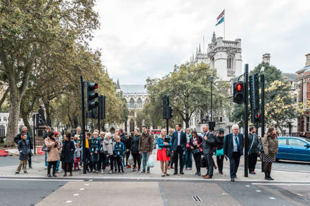 London, United Kingdom - October 20, 2016: People are walking in streets of London, Englandのeditorial素材