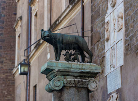 Monument to the she-wolf who raised Romulus and Remus in Rome, Italyの写真素材