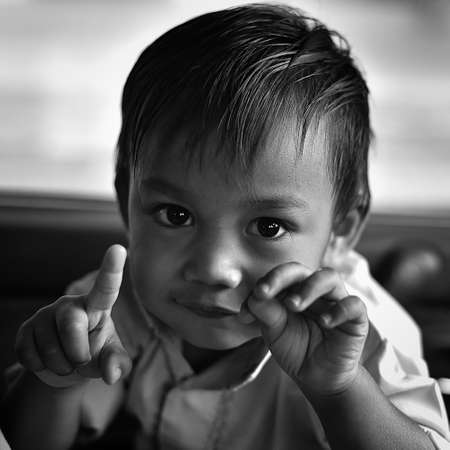 Asian kid in Black & White photoの写真素材