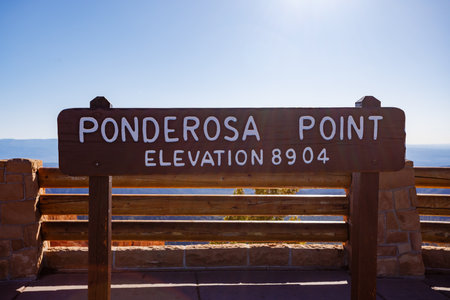 Ponderosa Point Sign in Bryce Canyon National Park in Utah during spring.の写真素材