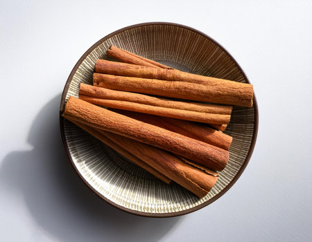 cinnamon sticks, isolated on a clean white backgroundの写真素材
