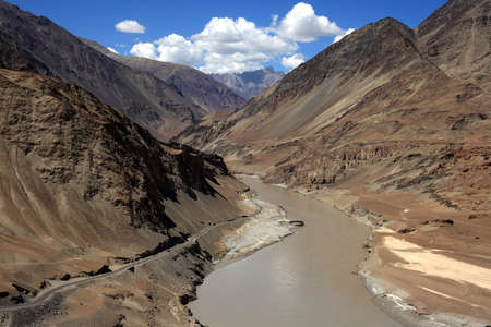 View of the confluence of Zanskar and Indus rivers in Ladakh, Indiaの写真素材