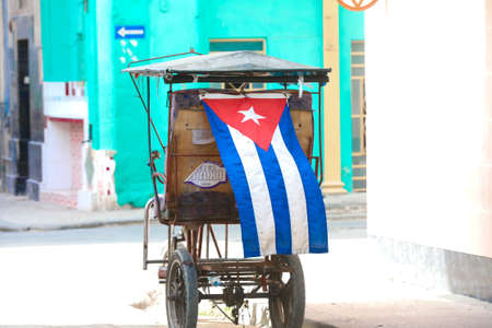 Rickshaw with cuban flag.の写真素材