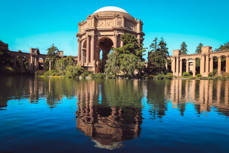 Palace of Fine Arts, Marina District, San Franciscoの写真素材
